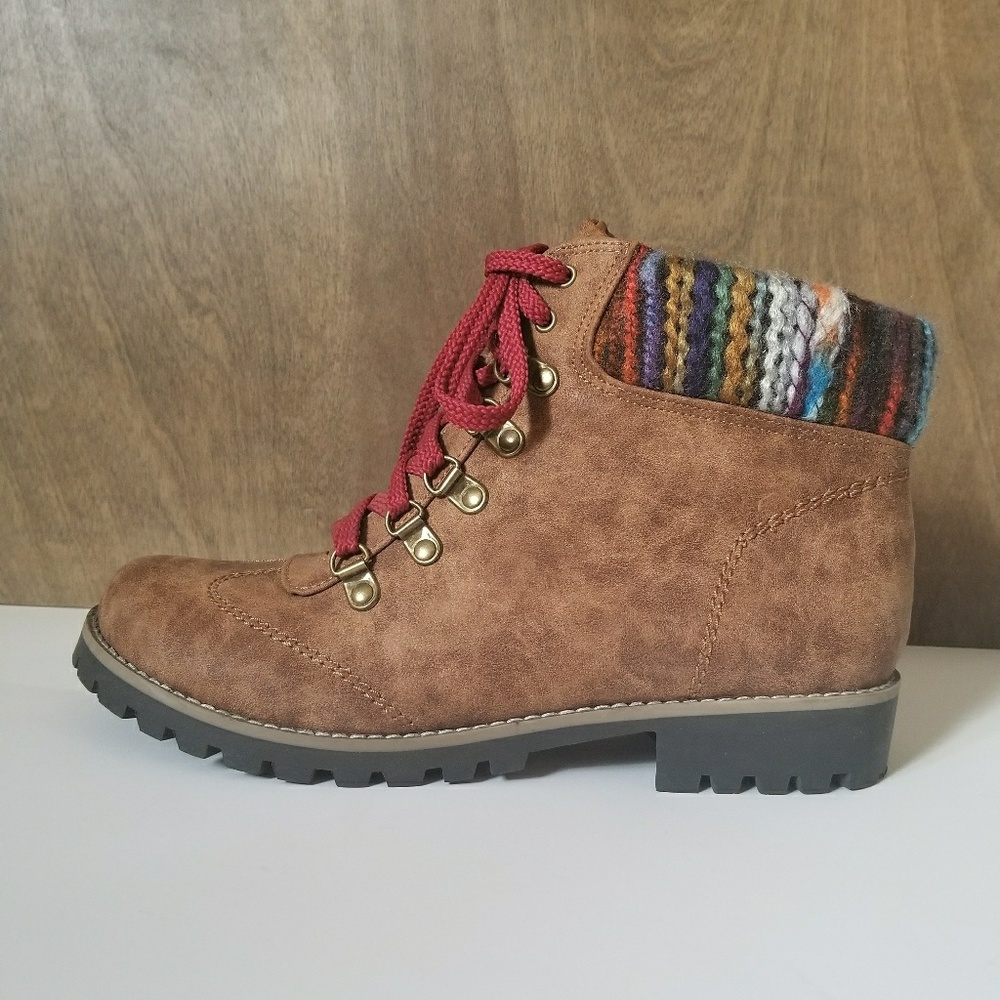 Hiker inspired bootie